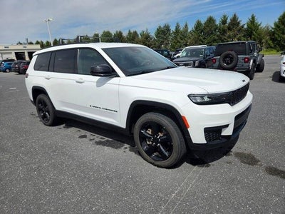2023 Jeep Grand Cherokee L Altitude 4x4
