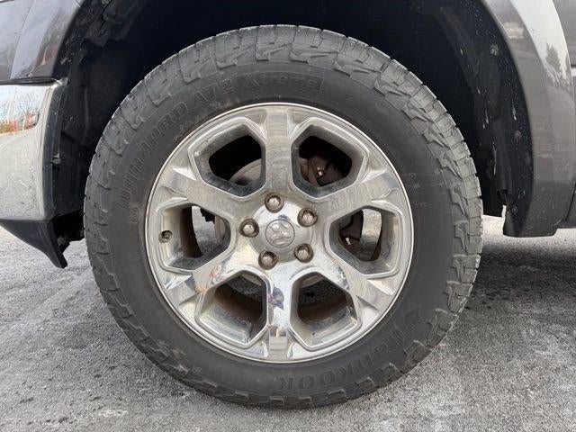 2014 RAM 1500 4WD Crew Cab 6.4 Ft Box Laramie