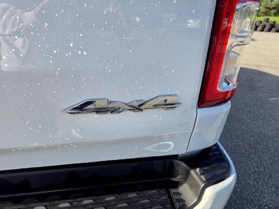 2022 RAM 1500 Big Horn 4x4 Crew Cab 5'7" Box