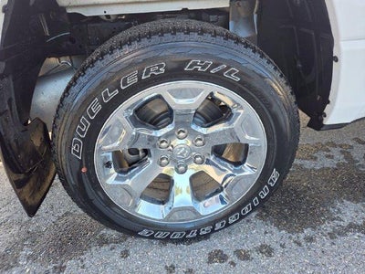 2022 RAM 1500 Big Horn 4x4 Crew Cab 5'7" Box