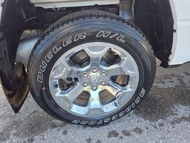 2022 RAM 1500 Big Horn 4x4 Crew Cab 5'7" Box
