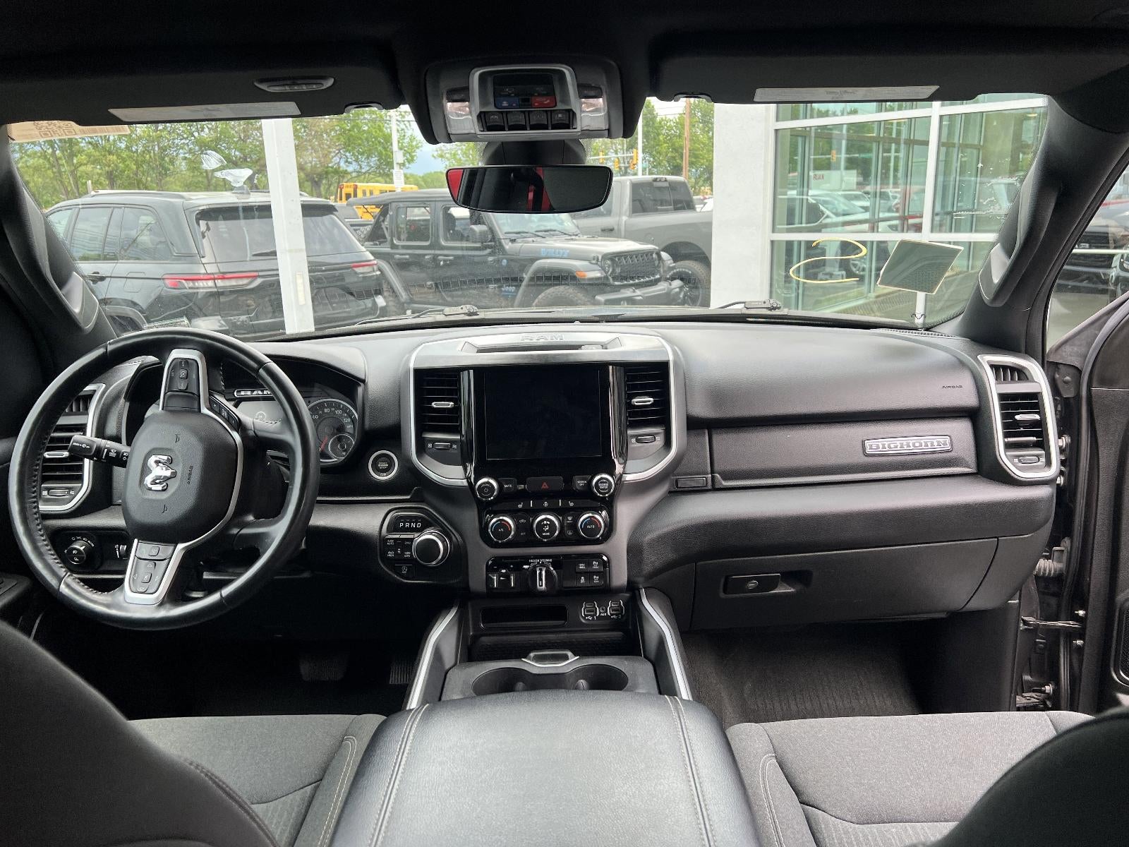 2022 RAM 1500 Big Horn 4x4 Crew Cab 5'7" Box