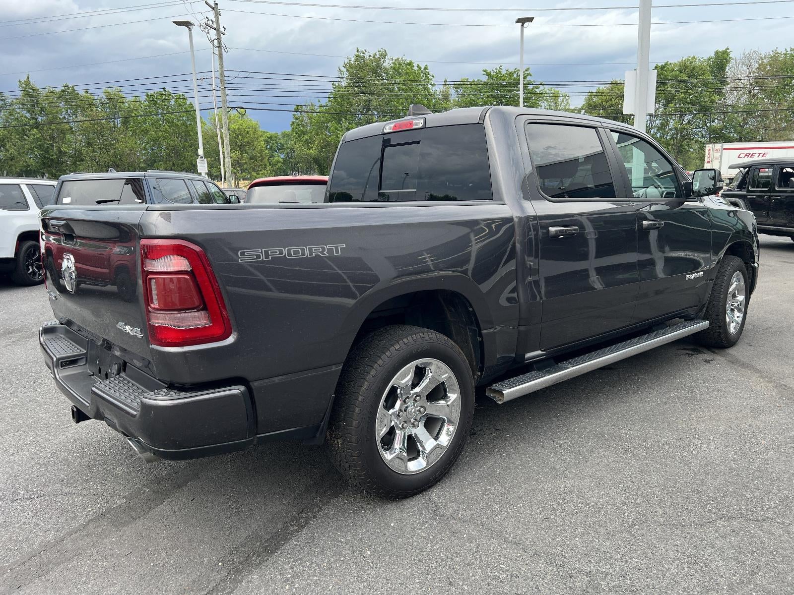 2022 RAM 1500 Big Horn 4x4 Crew Cab 5'7" Box