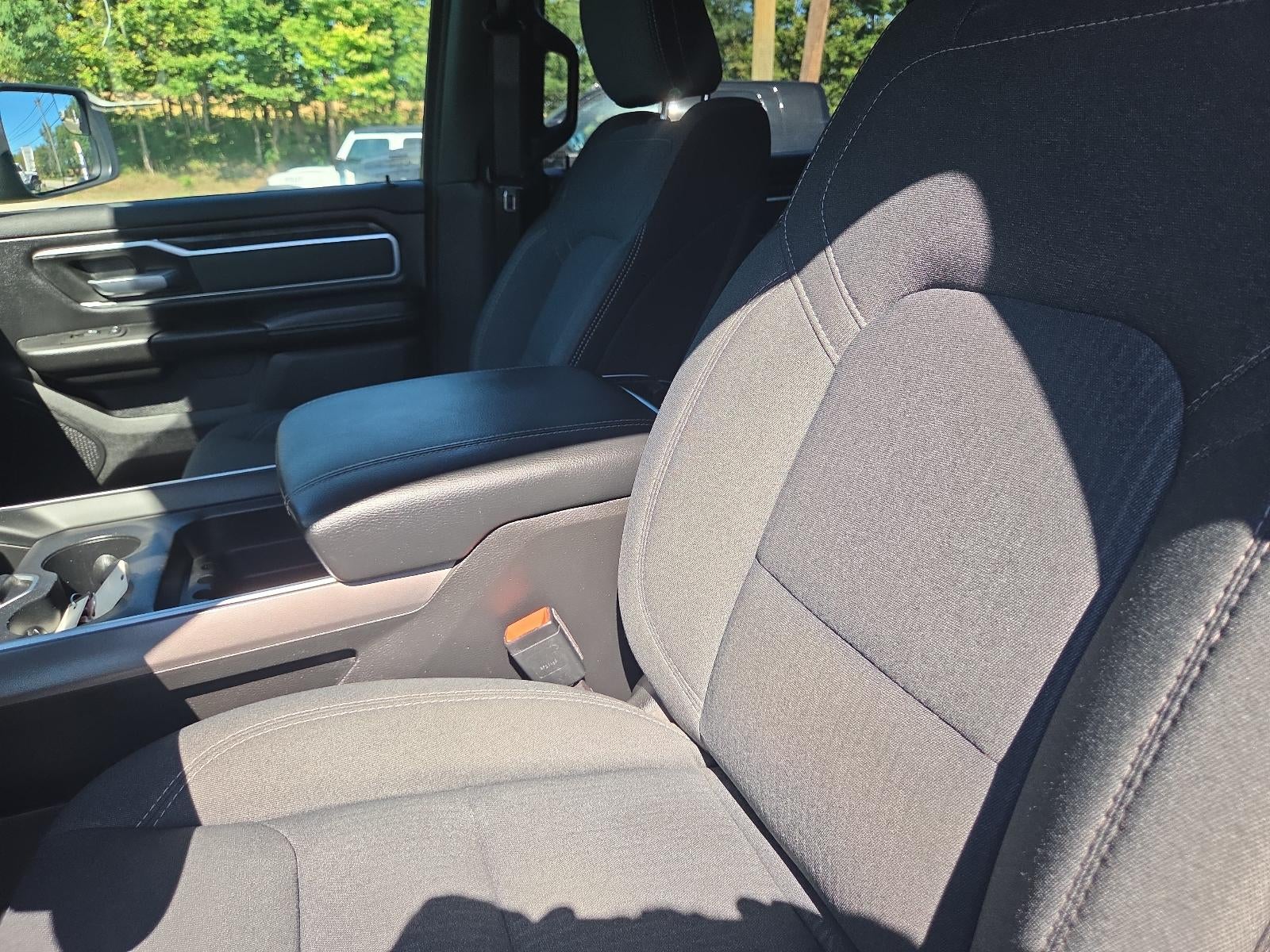 2021 RAM 1500 Big Horn 4x4 Crew Cab 5'7" Box