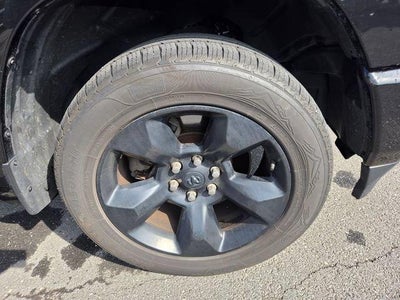 2019 RAM 1500 Big Horn/Lone Star 4x4 Crew Cab 5'7" Box