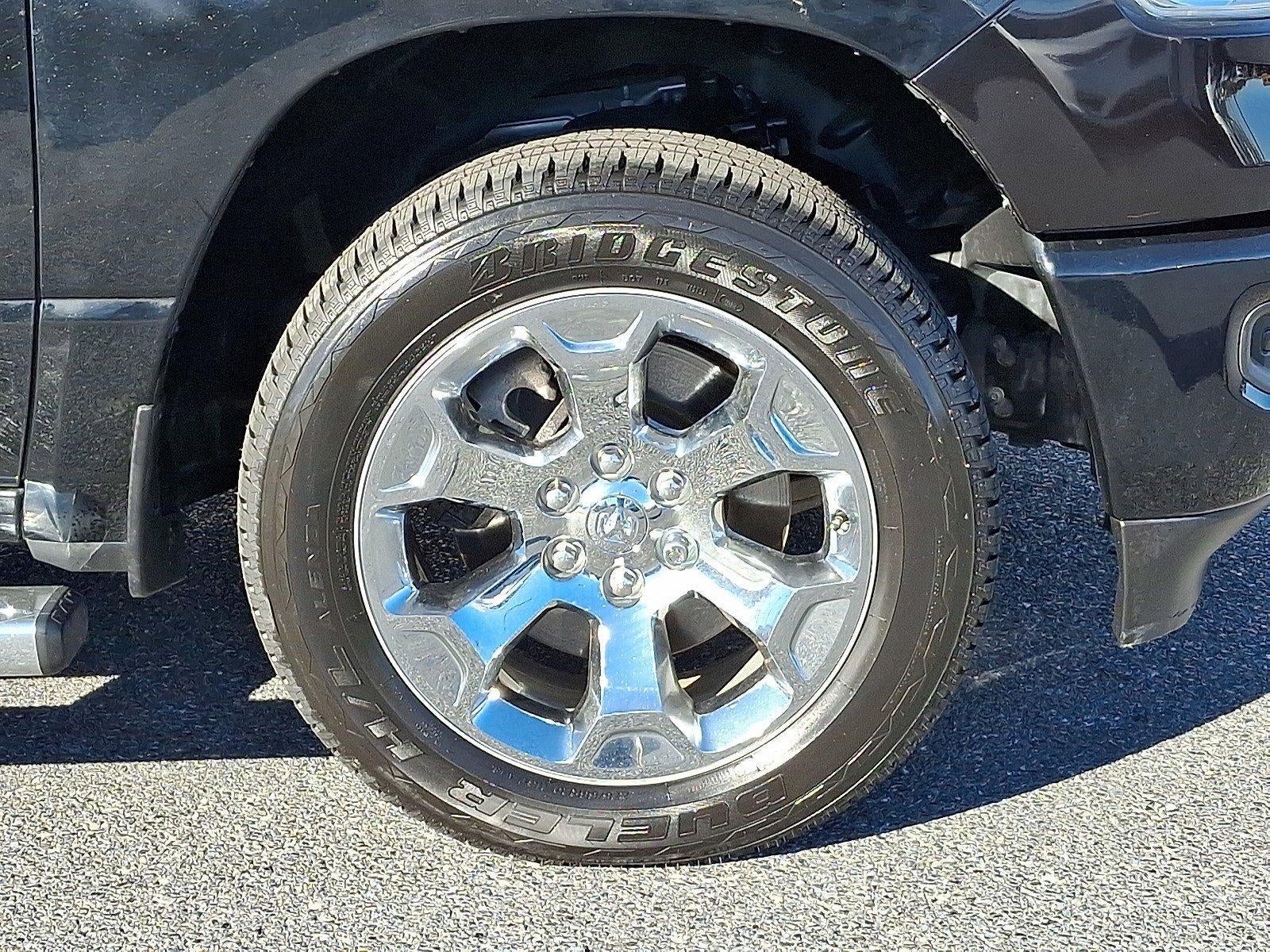 2022 RAM 1500 Big Horn 4x4 Crew Cab 5'7" Box