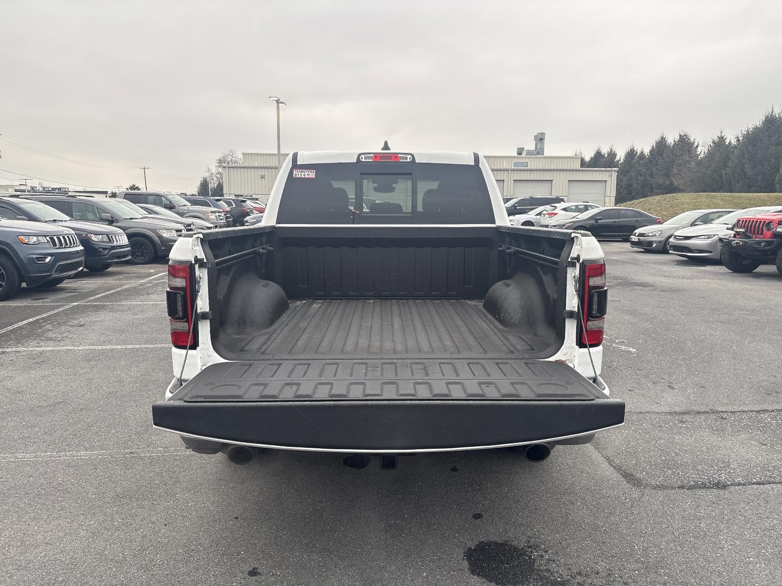 2022 RAM 1500 Big Horn 4x4 Crew Cab 5'7" Box
