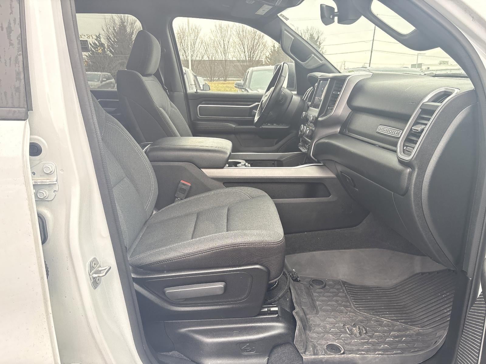 2022 RAM 1500 Big Horn 4x4 Crew Cab 5'7" Box