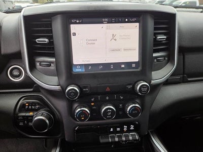2022 RAM 1500 Big Horn 4x4 Crew Cab 5'7" Box