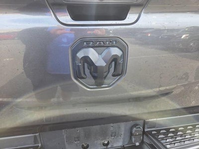 2021 RAM 1500 Big Horn 4x4 Crew Cab 5'7" Box