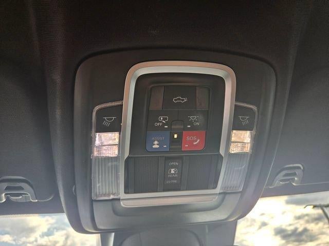 2023 RAM 1500 Limited 4x4 Crew Cab 5'7" Box