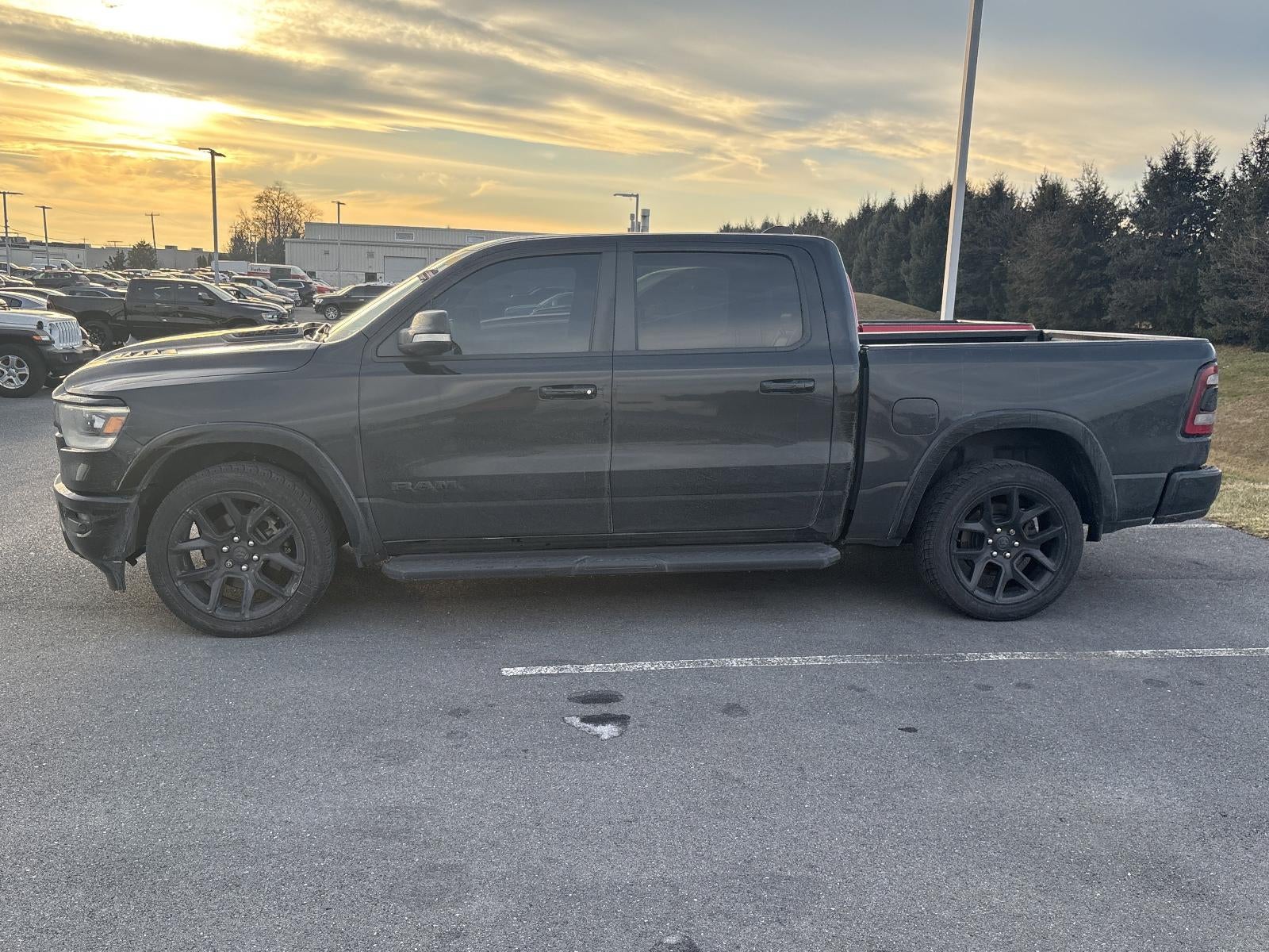 2022 RAM 1500 Laramie 4x4 Crew Cab 5'7" Box