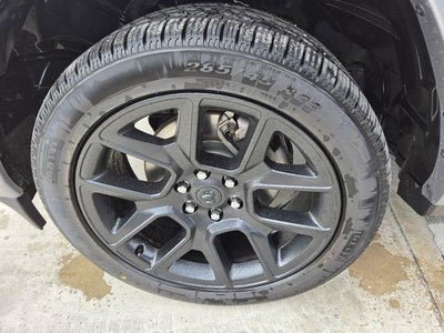 2022 RAM 1500 Laramie 4x4 Crew Cab 5'7" Box