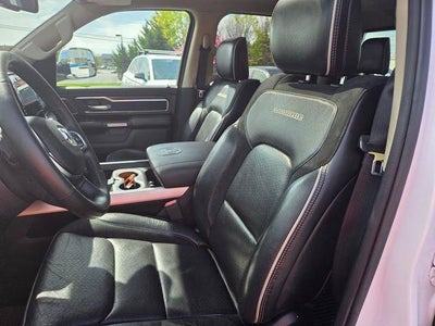 2019 RAM 1500 Laramie 4x4 Crew Cab 5'7" Box