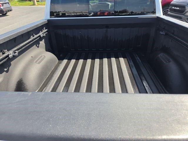 2019 RAM 1500 Laramie 4x4 Crew Cab 5'7" Box