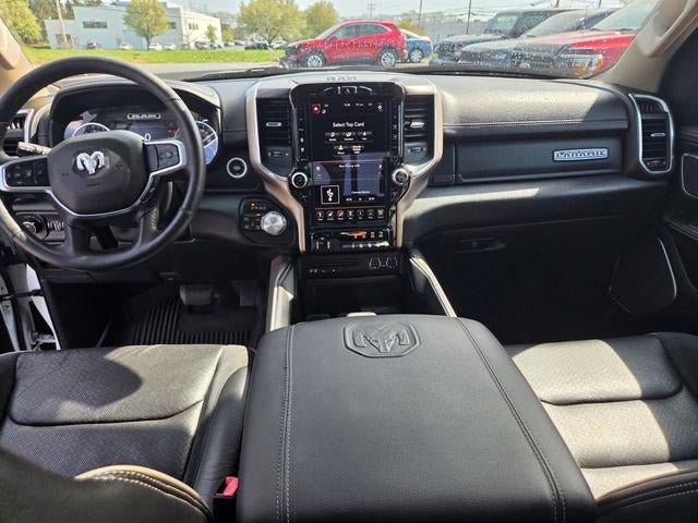 2019 RAM 1500 Laramie 4x4 Crew Cab 5'7" Box