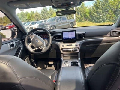 2023 Ford Explorer XLT 4WD
