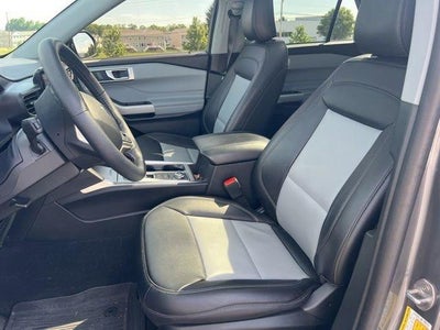 2023 Ford Explorer XLT 4WD