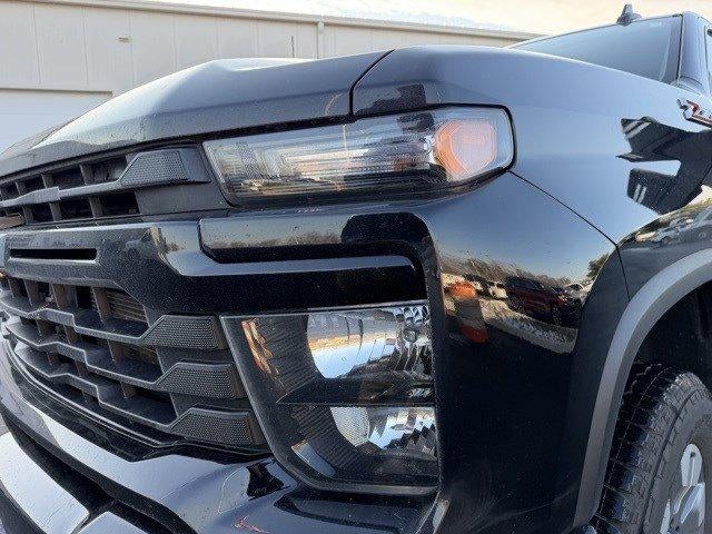 2024 Chevrolet Silverado 2500 HD Crew Cab Standard Box 4-Wheel Drive Custom