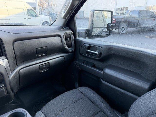 2024 Chevrolet Silverado 2500 HD Crew Cab Standard Box 4-Wheel Drive Custom