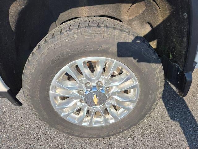 2021 Chevrolet Silverado 2500 HD Crew Cab Standard Box 4-Wheel Drive High Country