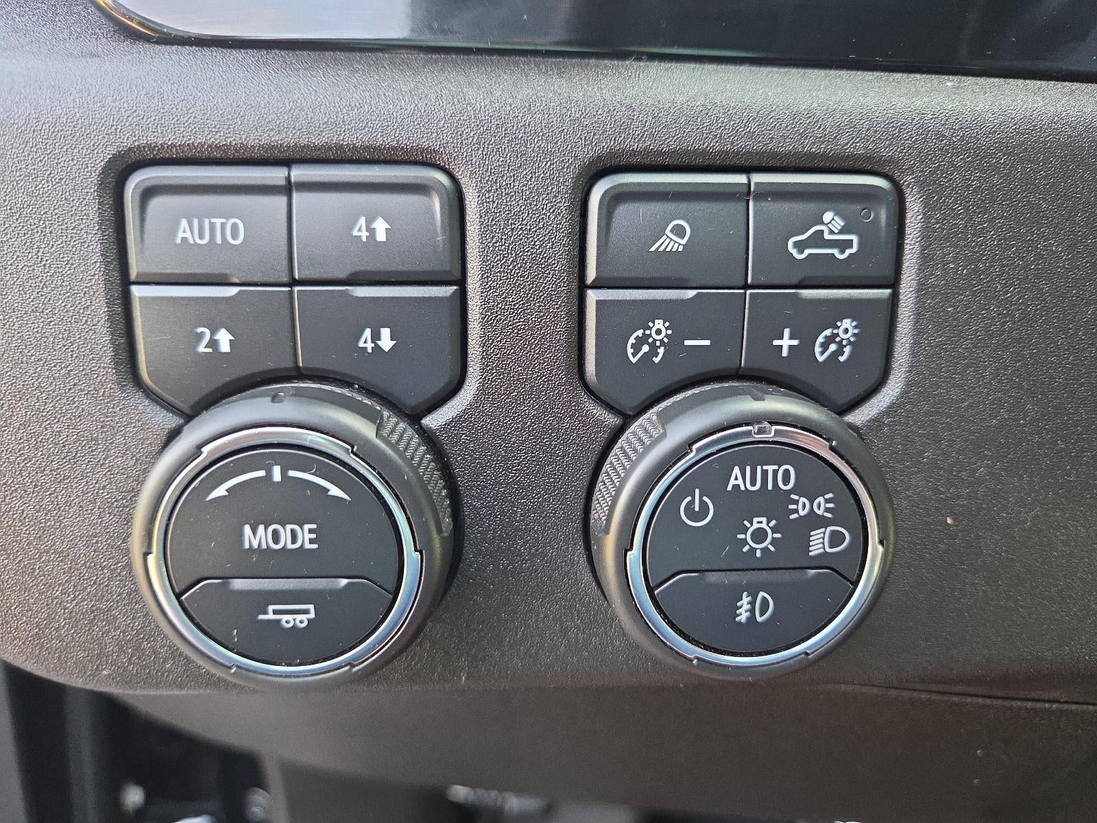 2024 Chevrolet Silverado 2500 HD Crew Cab Standard Box 4-Wheel Drive ZR2