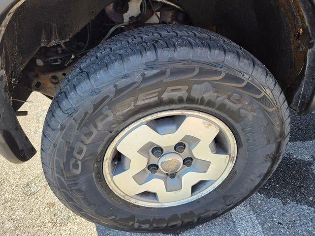 2003 Chevrolet S-10 LS