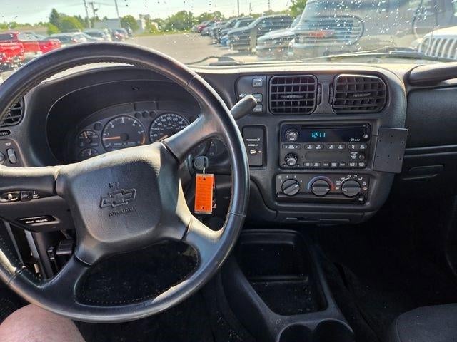 2003 Chevrolet S-10 LS