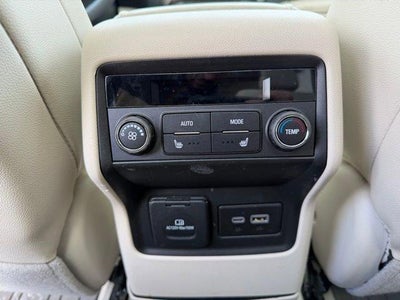 2023 GMC Acadia AWD Denali