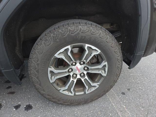 2020 GMC Sierra 1500 Crew Cab Short Box 4-Wheel Drive SLE