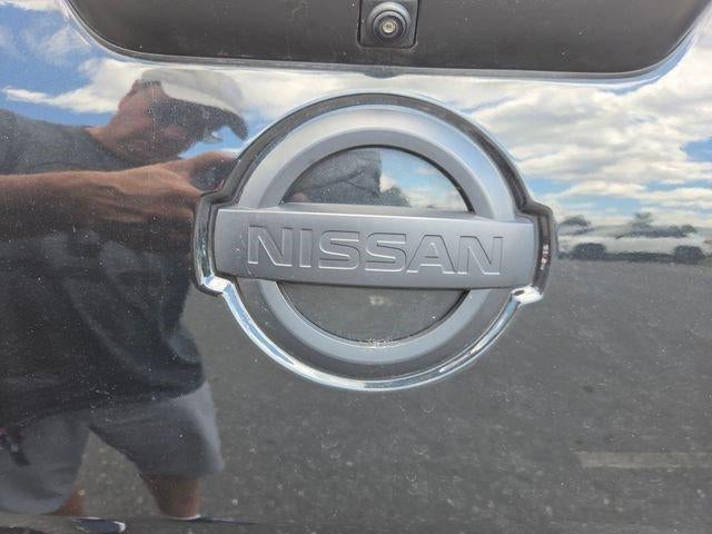 2019 Nissan Titan 4x4 Crew Cab SL