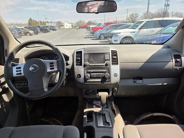 2017 Nissan Frontier 2017.5 Crew Cab 4x4 SV V6 Auto