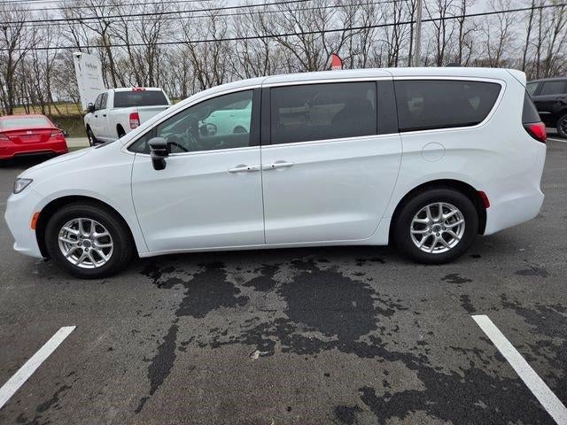 2025 Chrysler Pacifica Select FWD