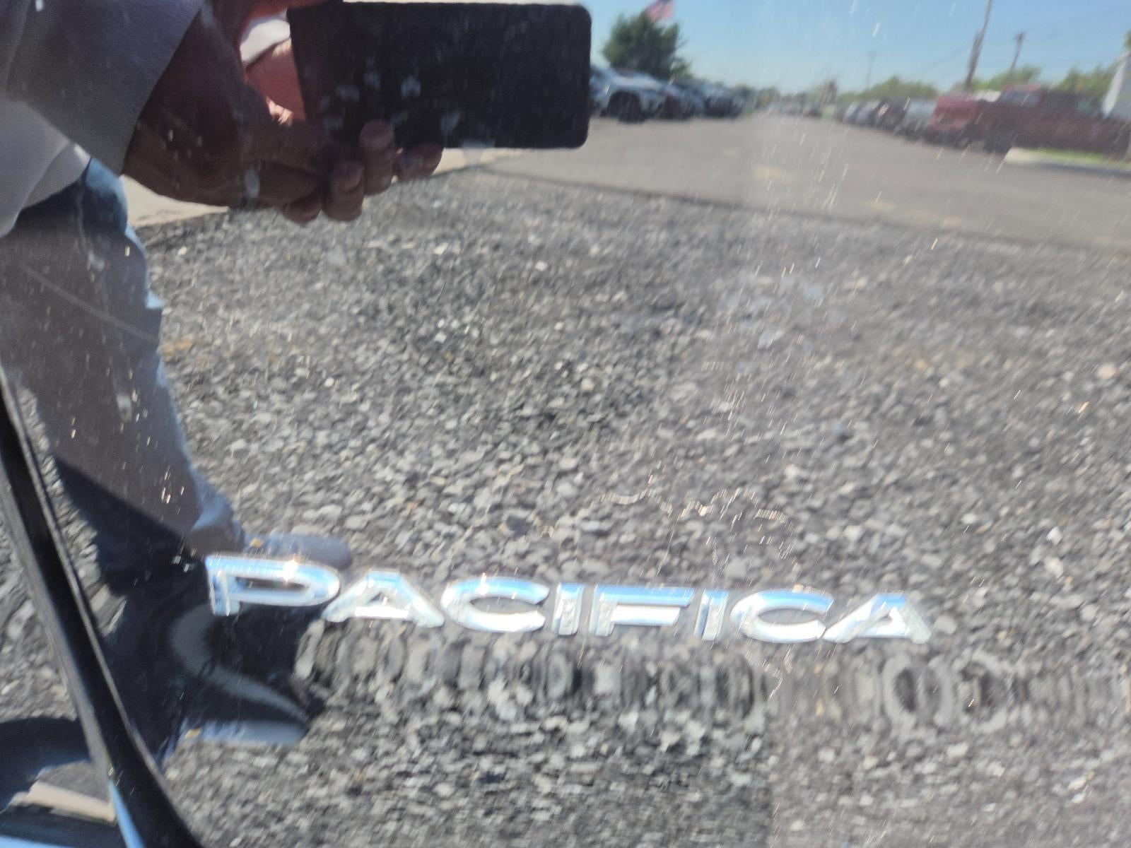 2025 Chrysler Pacifica Select FWD