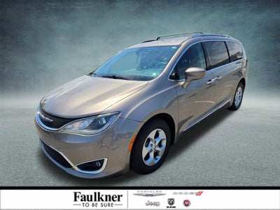 2017 Chrysler Pacifica Touring-L Plus FWD