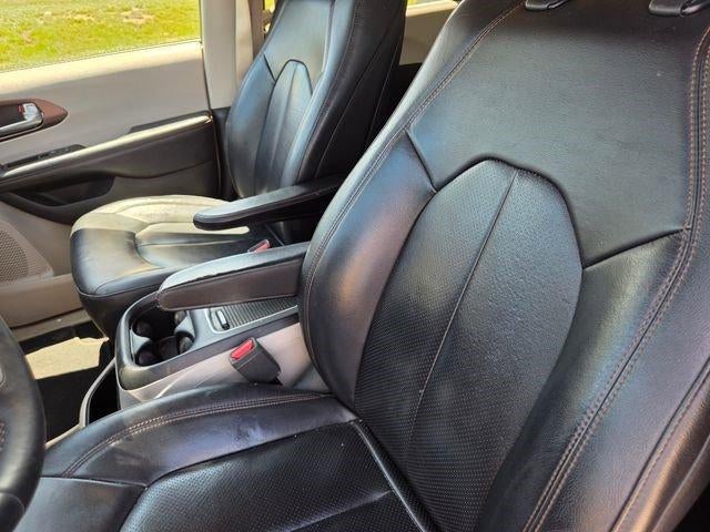 2017 Chrysler Pacifica Touring-L Plus FWD