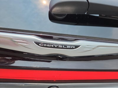 2026 Chrysler Pacifica Limited FWD
