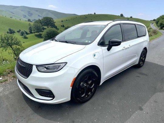 2025 Chrysler Pacifica Hybrid Premium S Appearance Pkg FWD