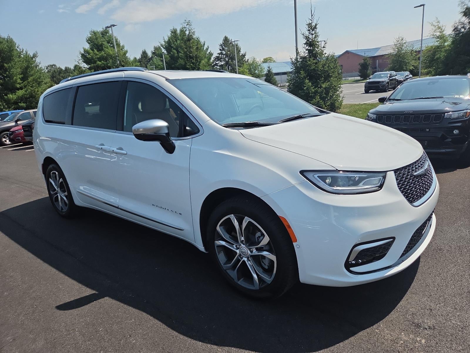 2026 Chrysler Pacifica Pinnacle AWD