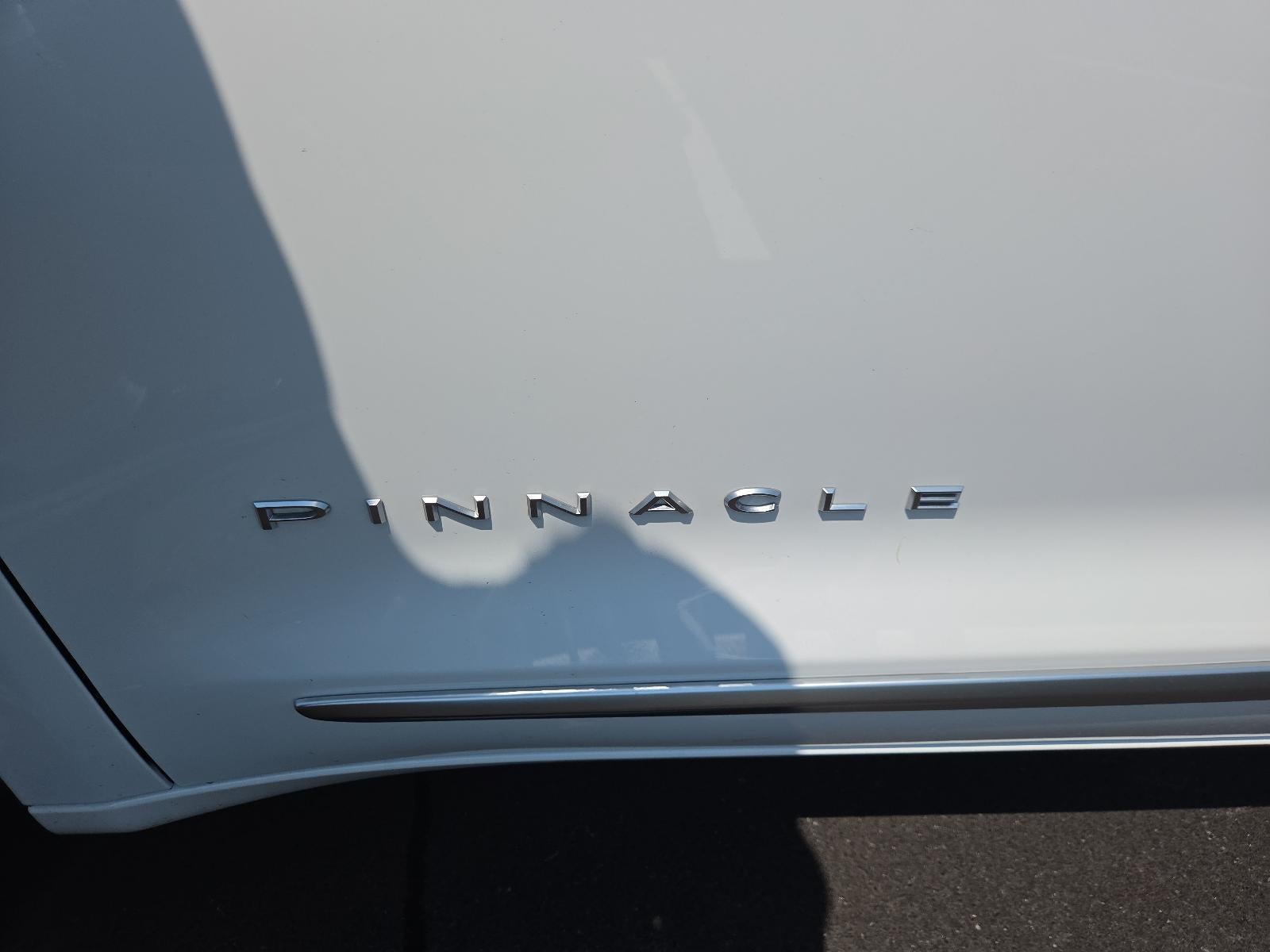 2026 Chrysler Pacifica Pinnacle AWD