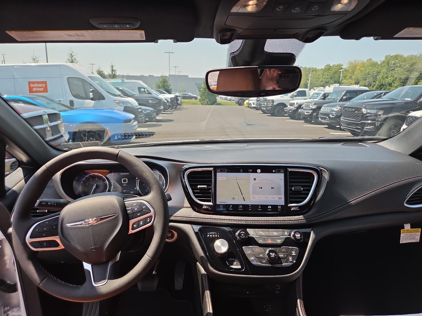 2026 Chrysler Pacifica Pinnacle AWD