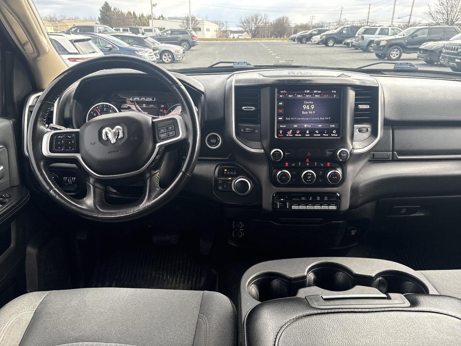 2020 RAM 2500 Big Horn 4x4 Crew Cab 6'4" Box