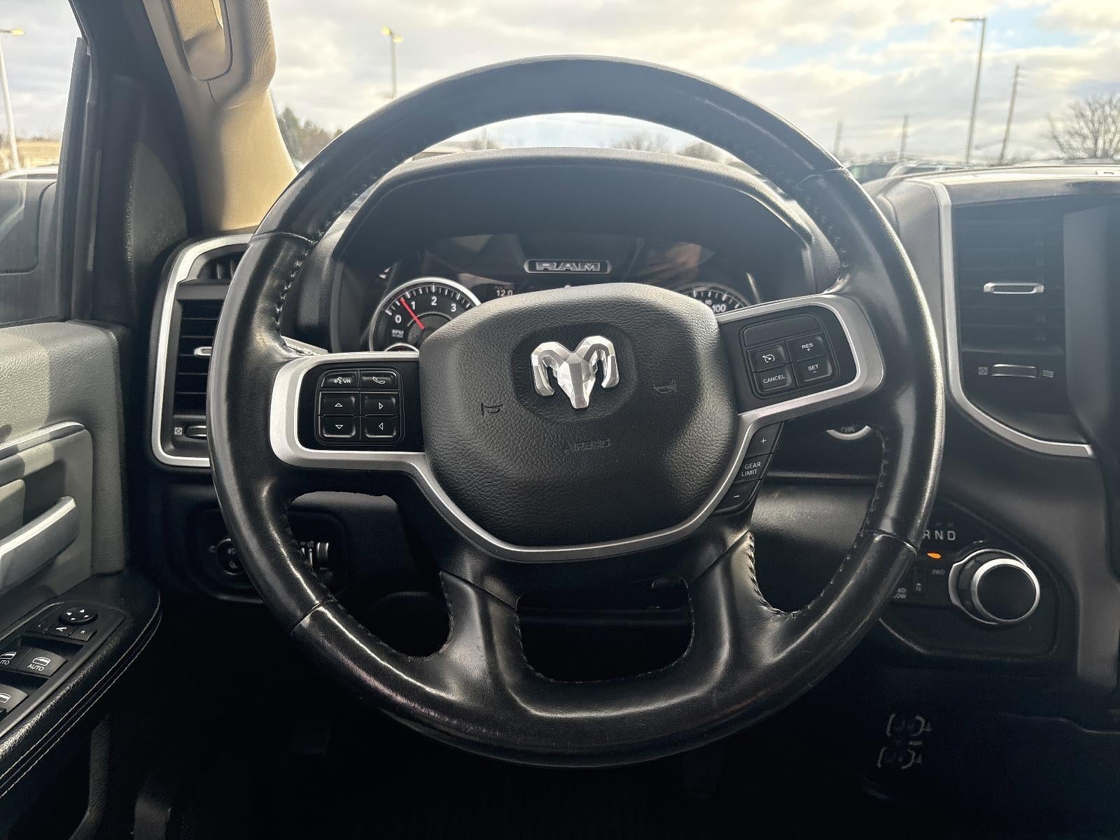 2020 RAM 2500 Big Horn 4x4 Crew Cab 6'4" Box