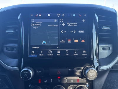 2022 RAM 2500 Big Horn 4x4 Crew Cab 6'4" Box