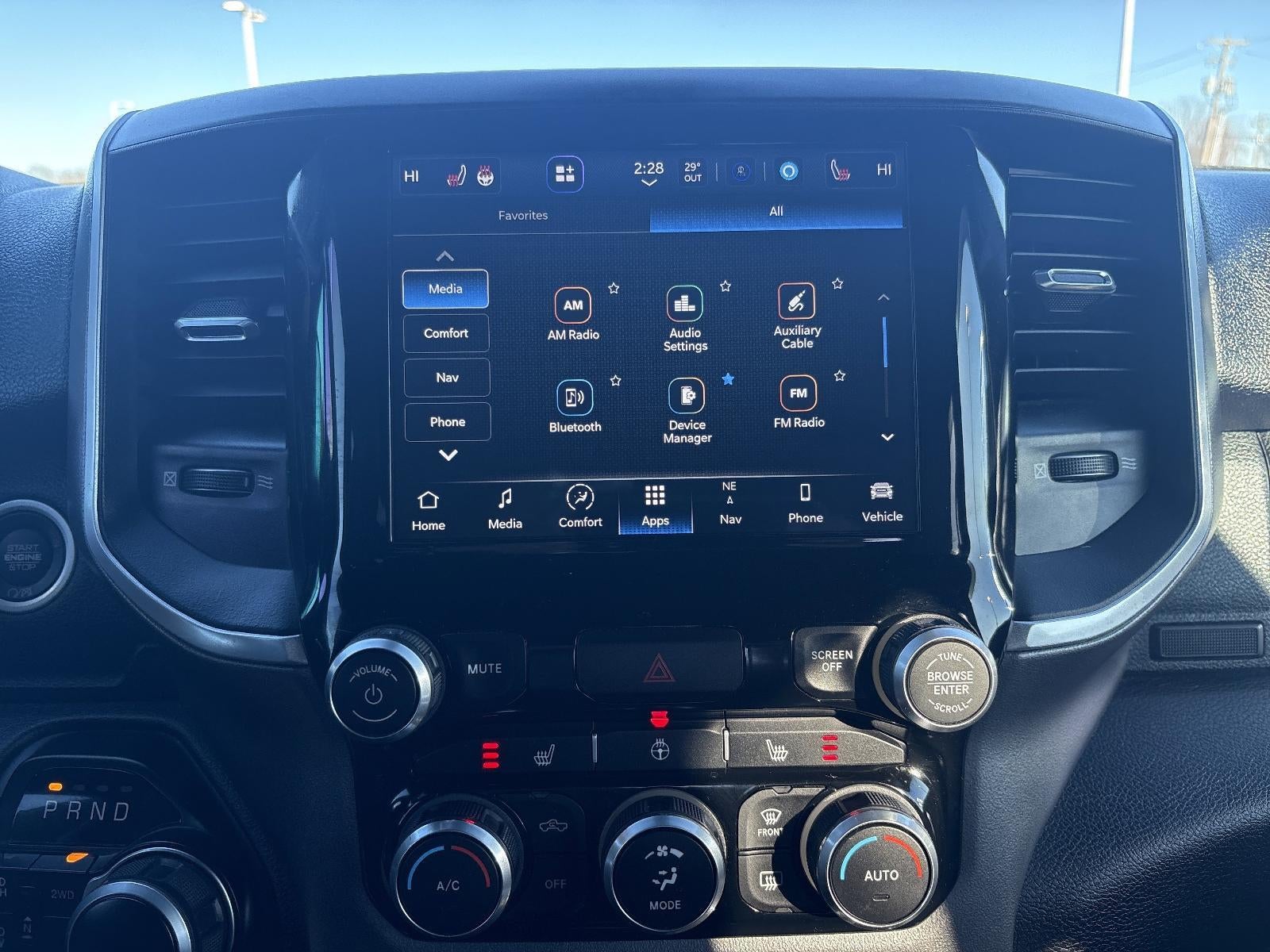 2022 RAM 2500 Big Horn 4x4 Crew Cab 6'4" Box