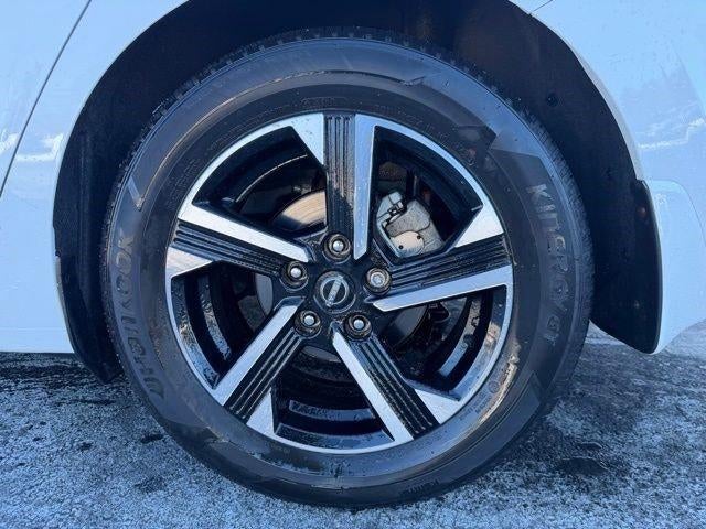 2024 Nissan Sentra SV CVT