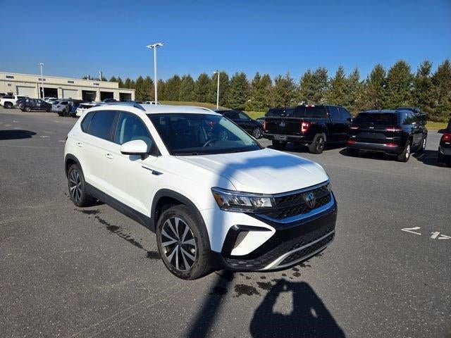 2022 Volkswagen Taos SE 4MOTION