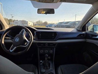 2022 Volkswagen Taos SE 4MOTION