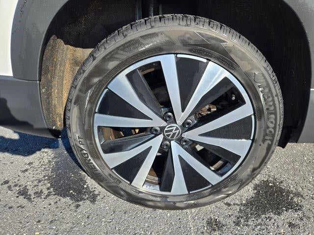 2022 Volkswagen Taos SE 4MOTION