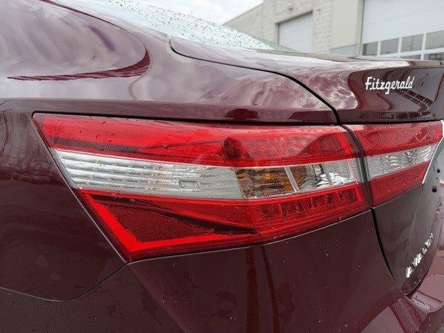 2013 Toyota Avalon Hybrid 4dr Sdn XLE Touring (Natl)